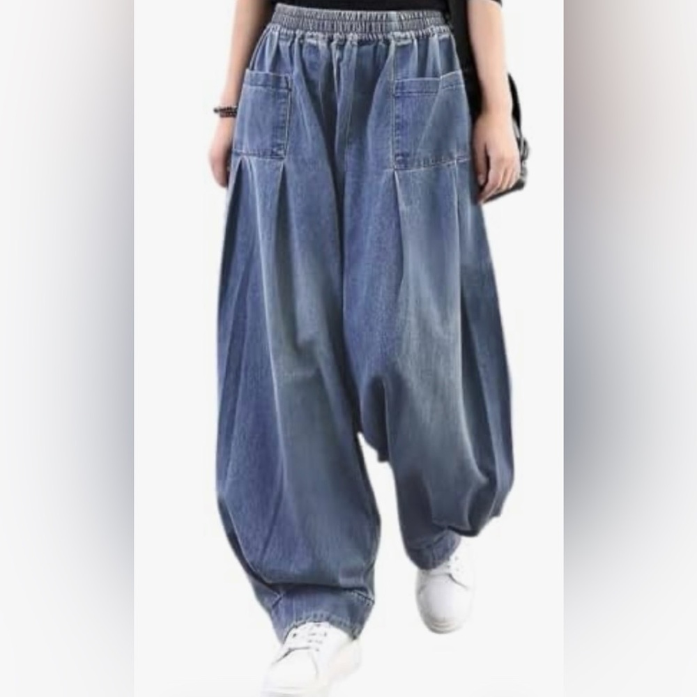 Baggy Wide-Leg Denim Harem Pants in Faded Blue